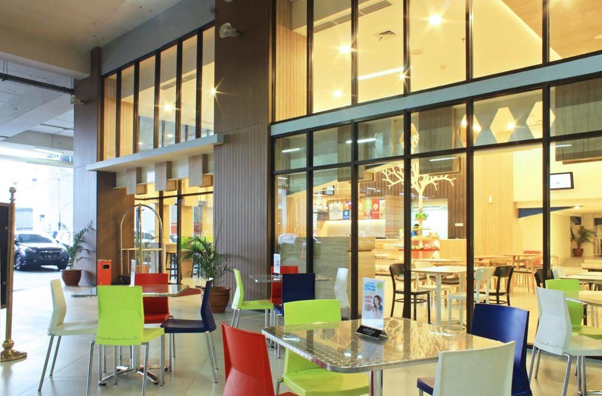Pop! Hotel Festival Citylink Bandung Eksteriør billede