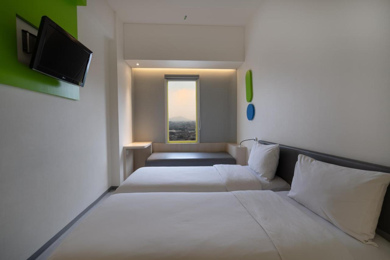 Pop! Hotel Festival Citylink Bandung Eksteriør billede